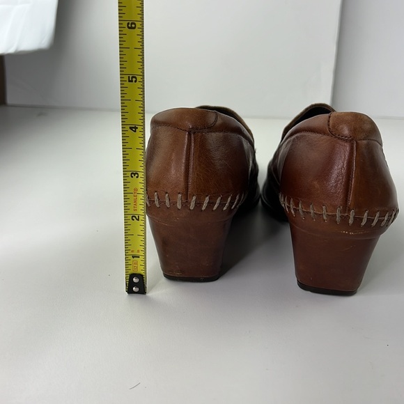 Pikolinos Women's Tan Leather Slip on Heeled Loafer Shoe - Picture 6 of 12